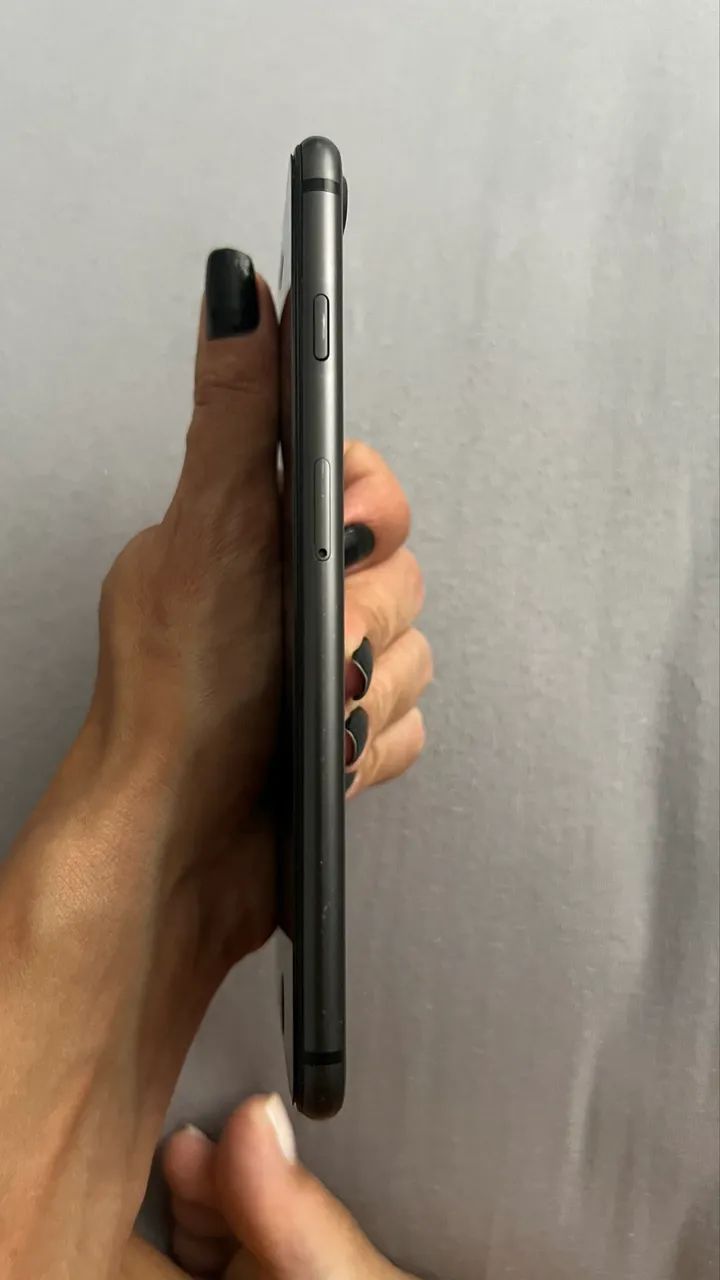 Celular IPhone 8 Plus  - Foto 4