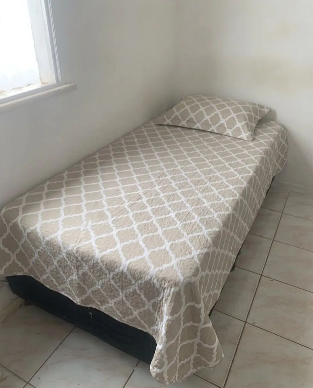 Cama de solteiro