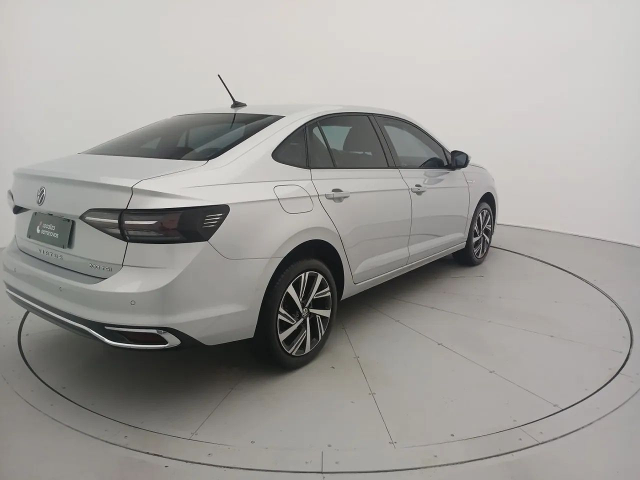 Volkswagen Virtus Highline 200 TSI 1.0 Flex 12V Aut, foto 5 de 18