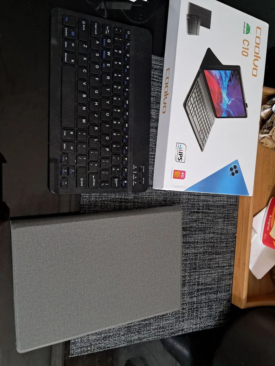 Tablet coolvo c10 com teclado e capa - Foto 2