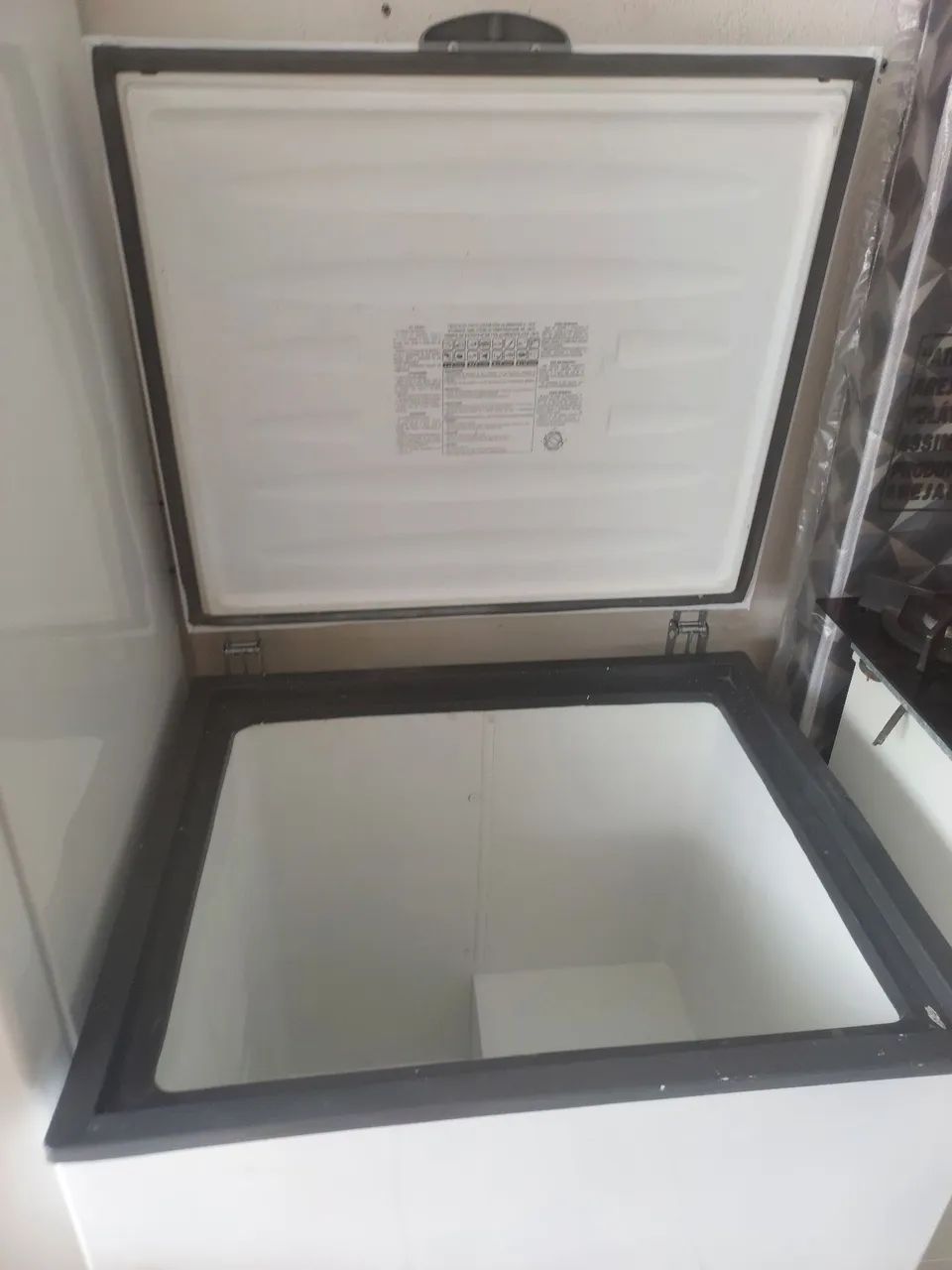 Frezeer horizontal 280 litros usada  - Foto 2