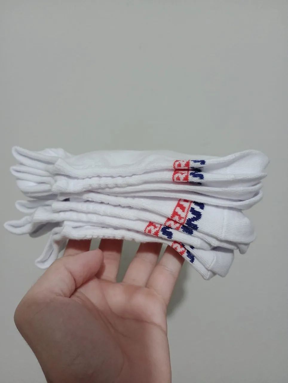 5 Pares de meias novas