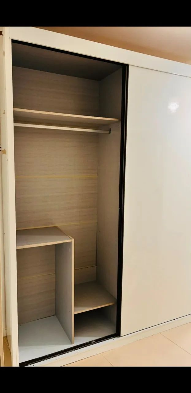 Guarda roupa com porta espelho - Foto 3