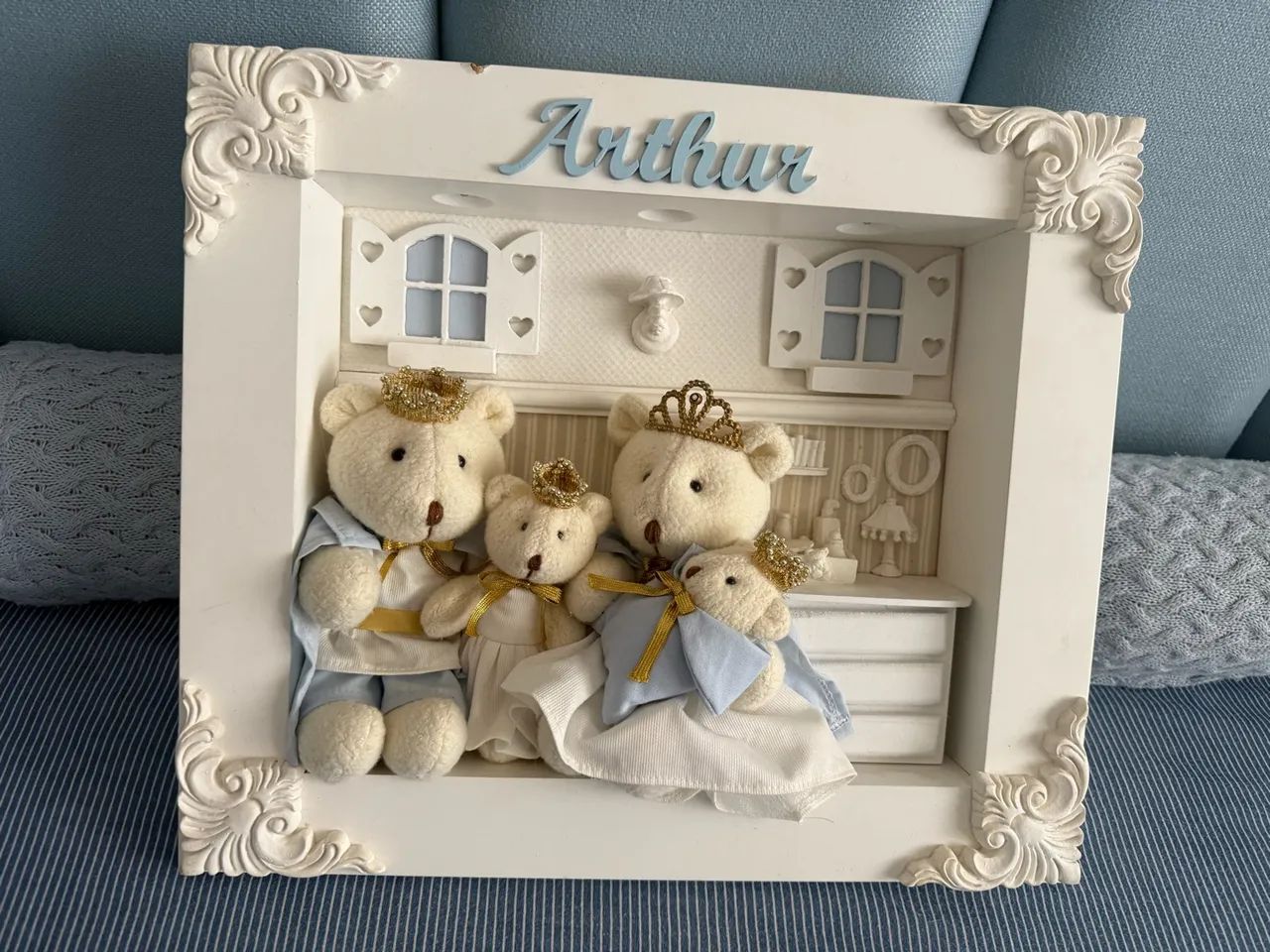 Porta maternidade Arthur em mdf com pelúcia 