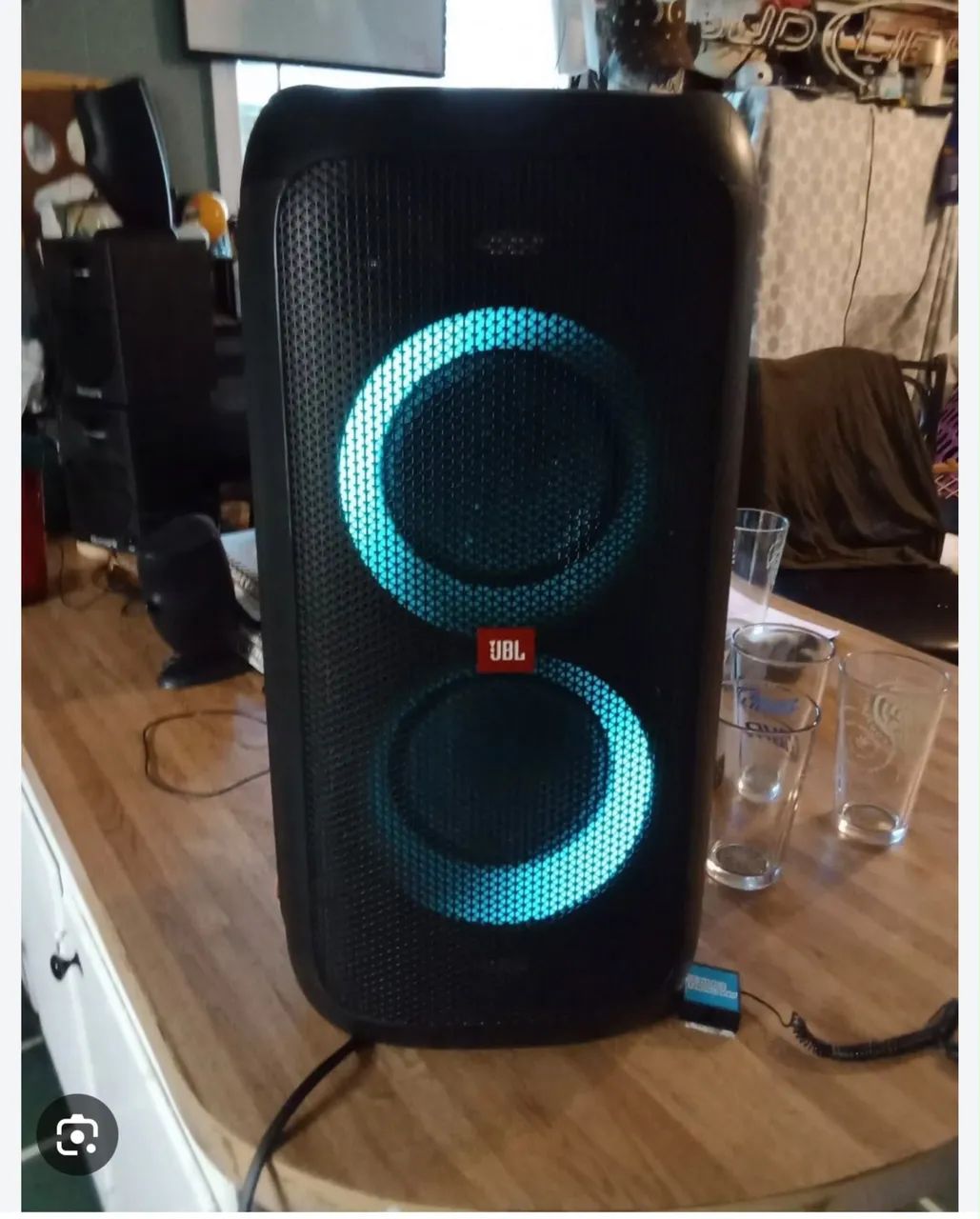 JBL party box 100
