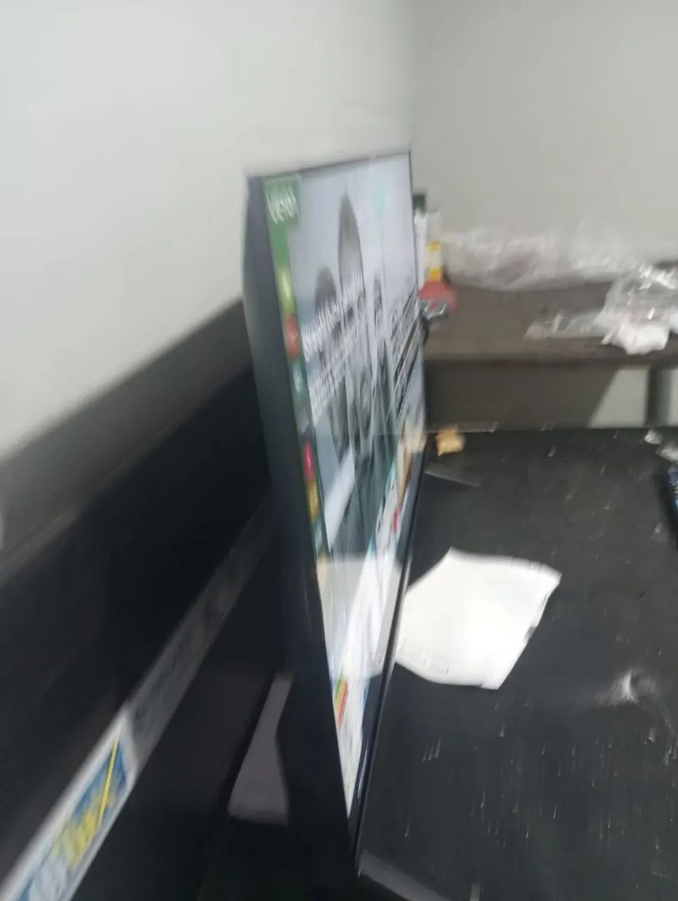 Tv nova na caixa sem nem um detalhe 32 polegadas - Foto 2