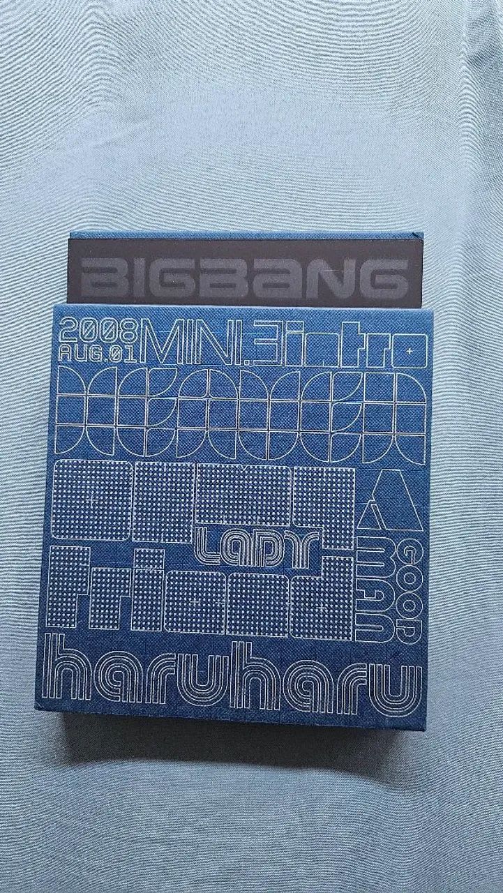 BIGBANG - Stand Up - Foto 2