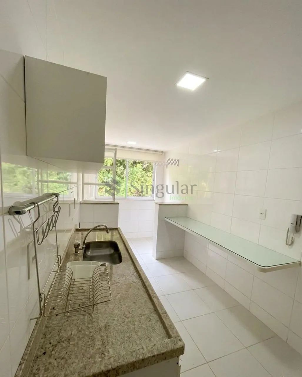 Lindo Quarto e Sala c/ Garagem - Alto dos Passos - Foto 3