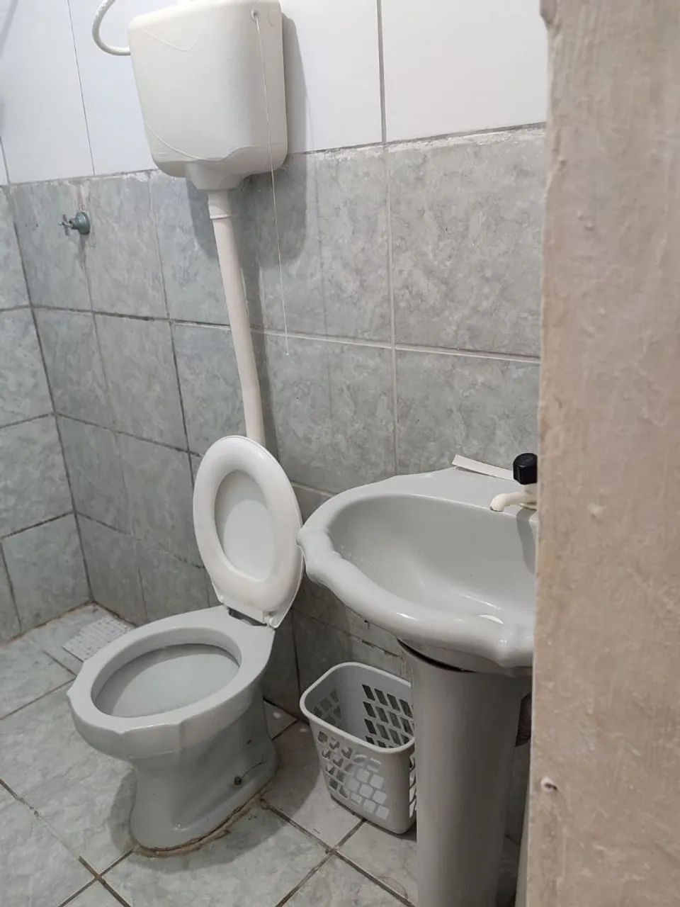 Kitnet Pitimbu Ótima localização  - Foto 3