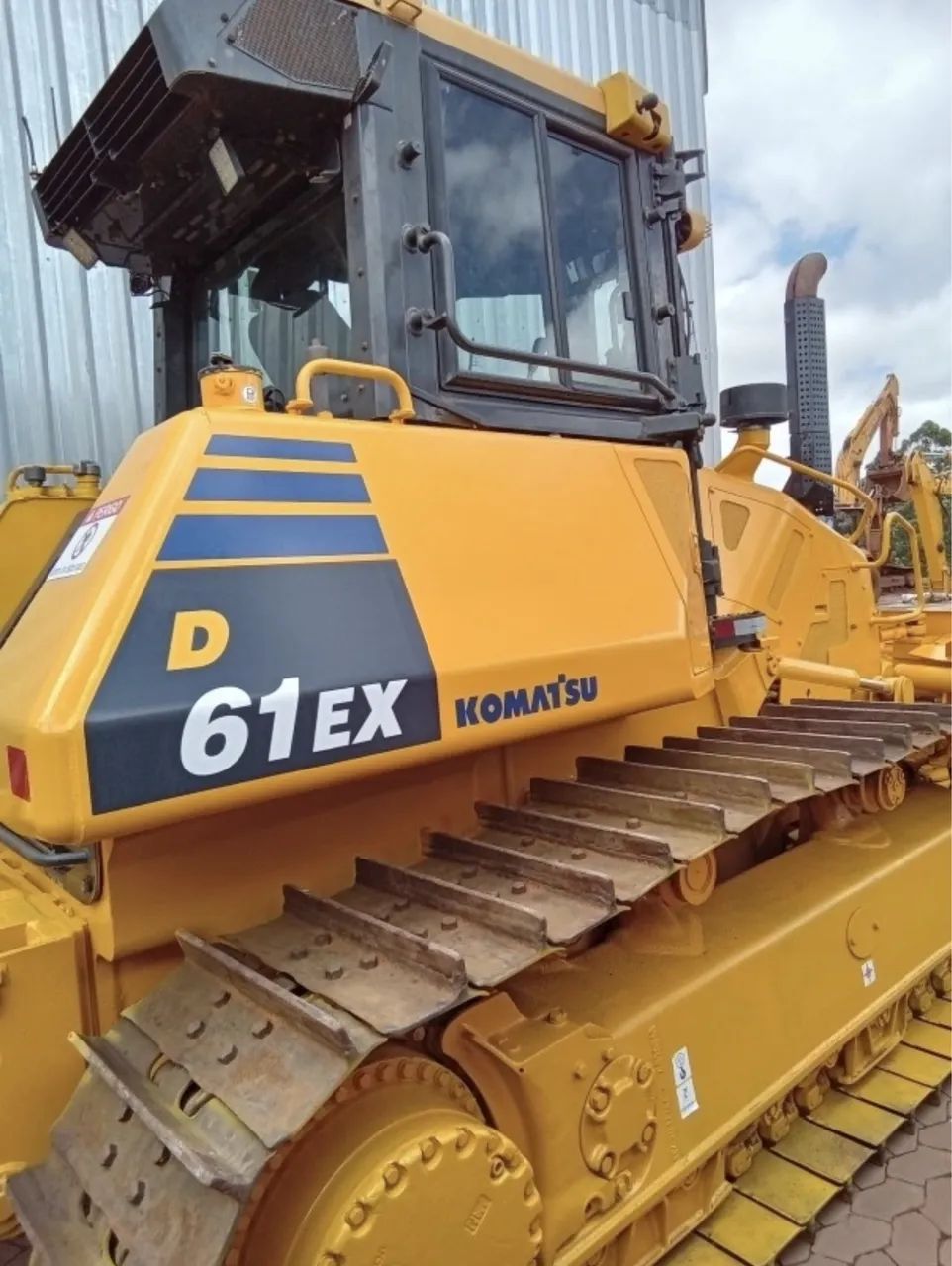 Trator de Esteira Komatsu D61 EX ano 2019 com média de 10.000 horas, em MG - Foto 4