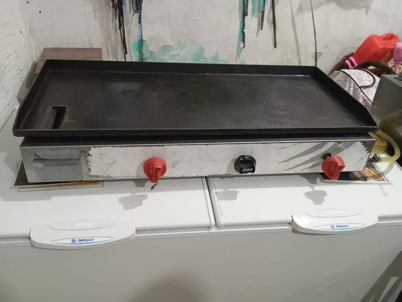 Vendo chapa de lanche grande em ótimo estado 