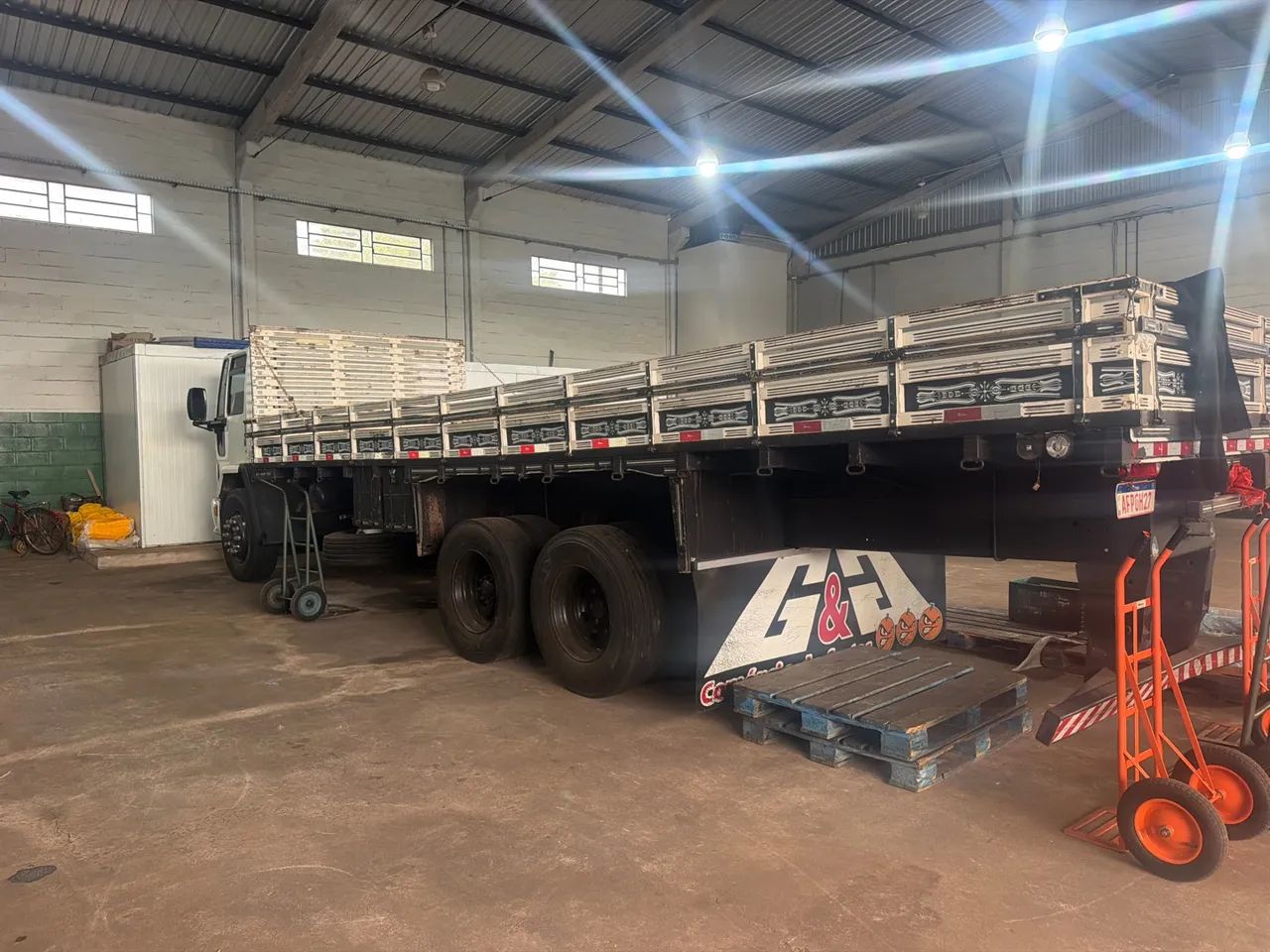 Ford cargo 2422 e