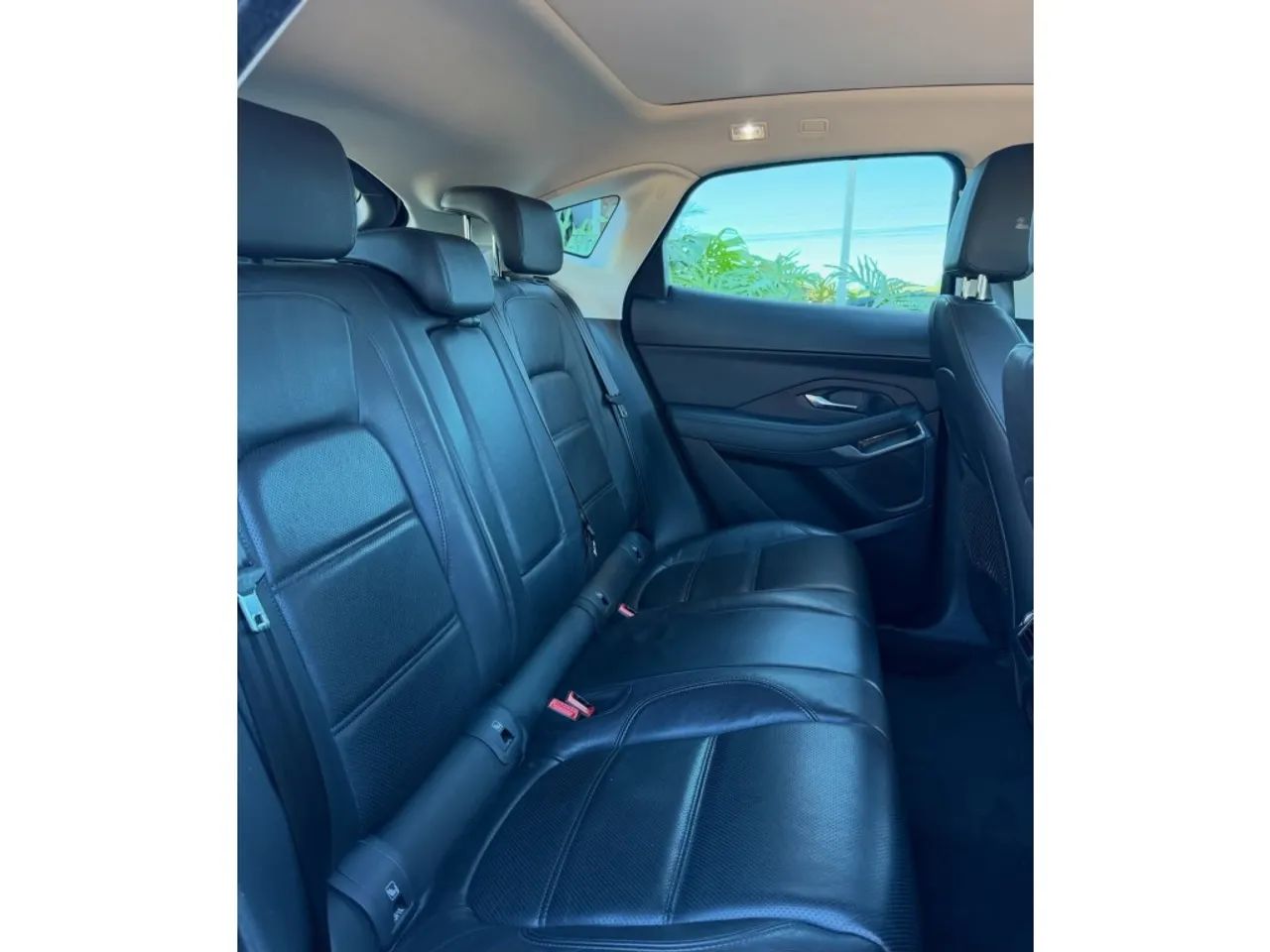 Jaguar E-Pace S 2.0 AWD 249cv Flex AUT 2019 - Foto 5
