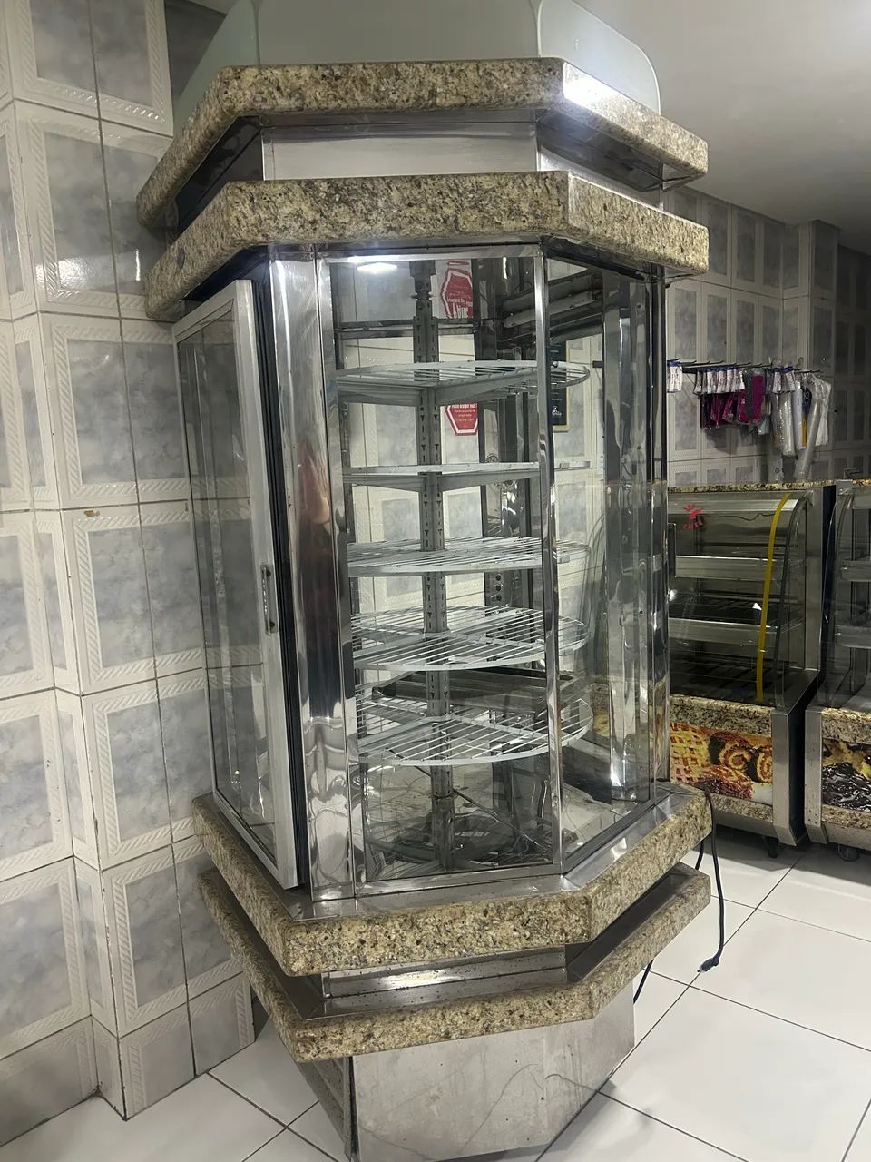 Vitrine expositora giratória 