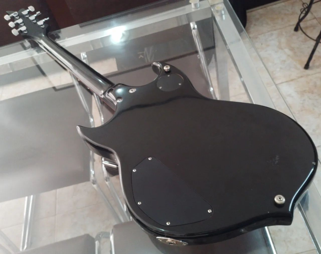 Guitarra Silvertone Paul Stanley Indonésia - Foto 2