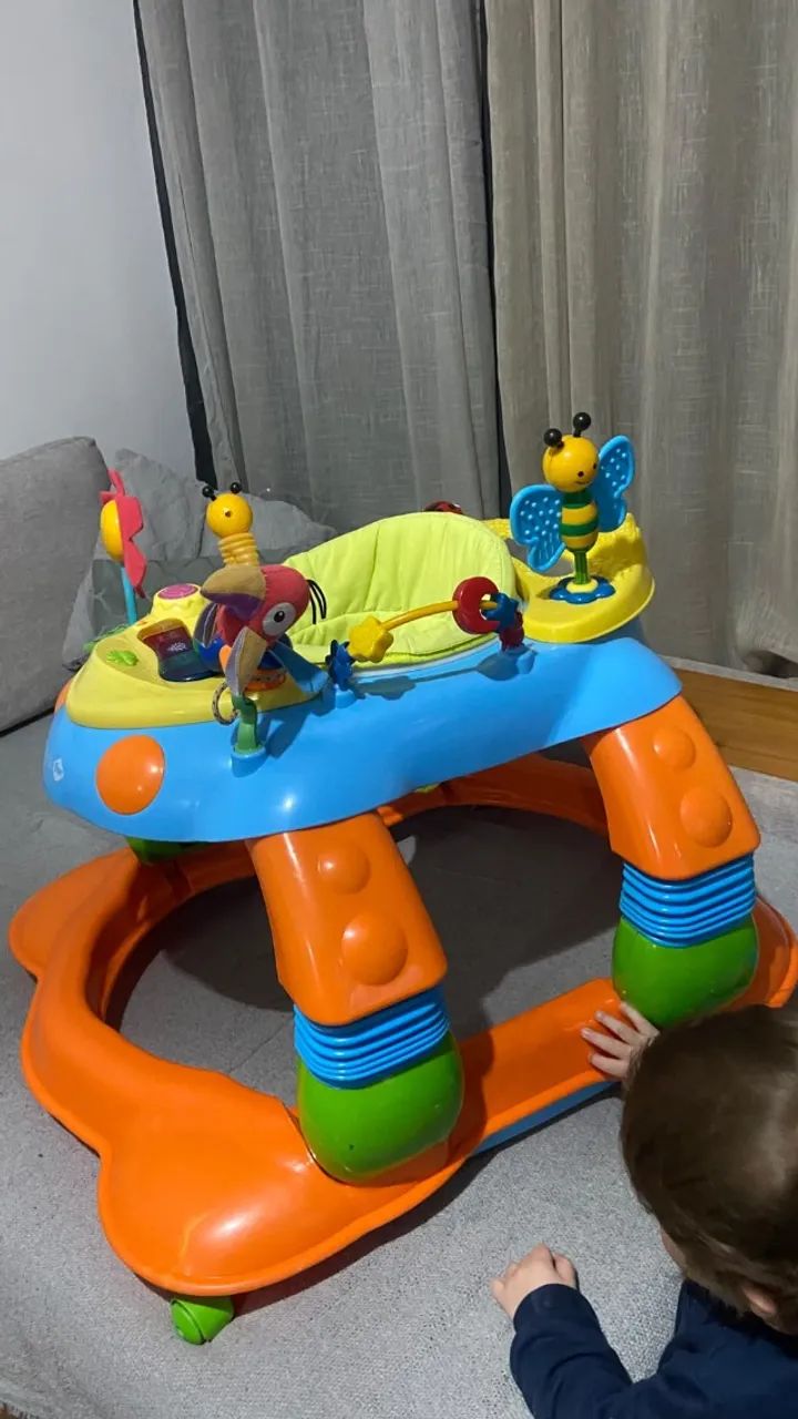 Cadeirinha, carrinho e andador. - Foto 2