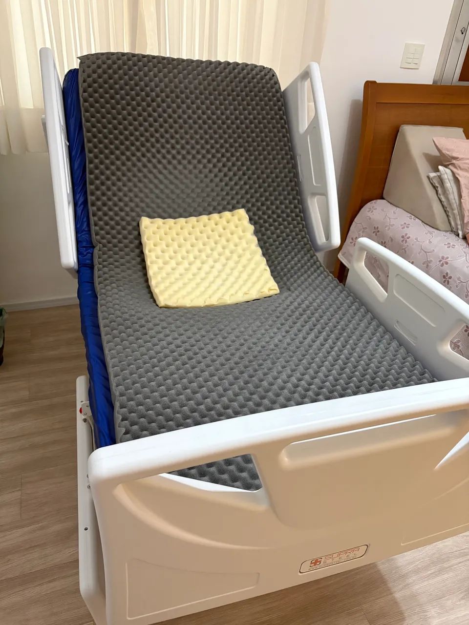 Cama Hospitalar motorizada  - Foto 6