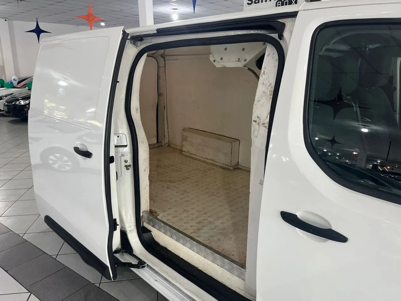 Peugeot Expert Business Pack 1.6 Turbo Diesel, foto 11 de 14