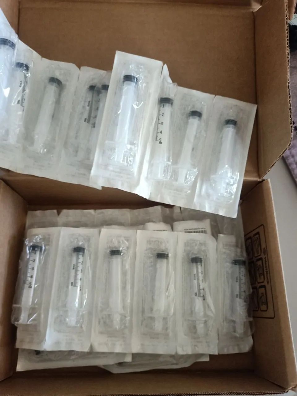 30 seringas de 5 ml NOVAS, nunca usadas