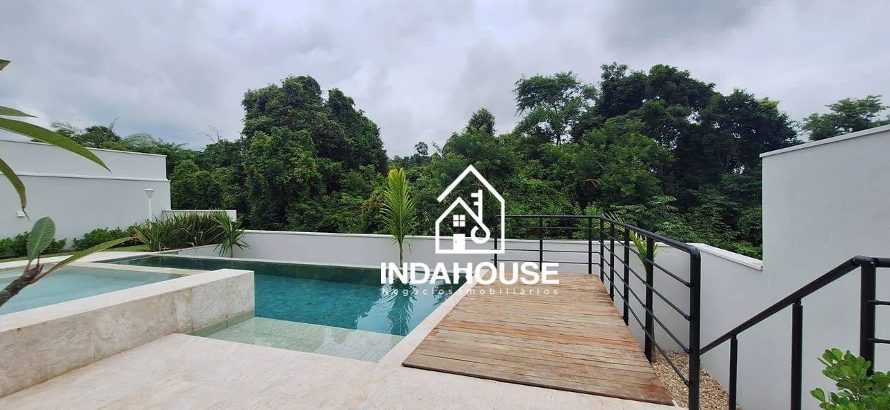 Sobrado de arquitetura moderna 4D/4 Suítes