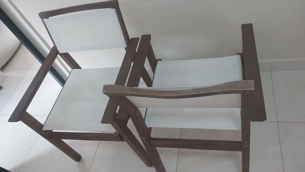 Jogo Cadeiras com Mesa c/ Vidro e mesinha de centro - Foto 2