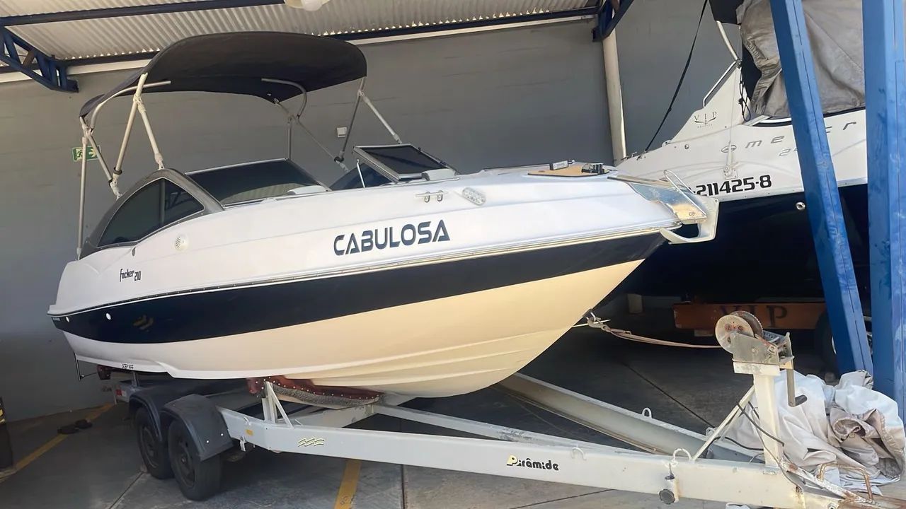 Lancha Focker 210 