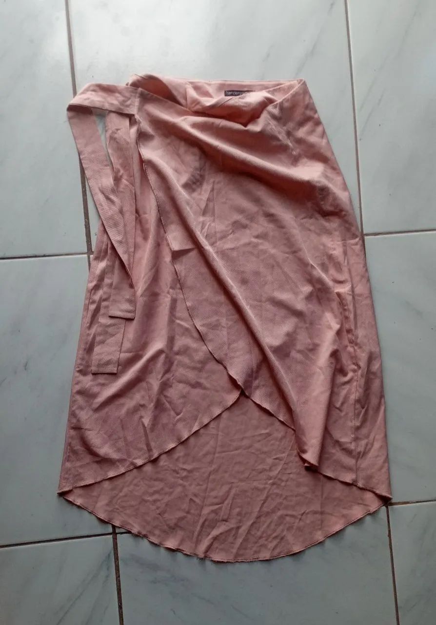 Roupas, bazar, brachó - Foto 5