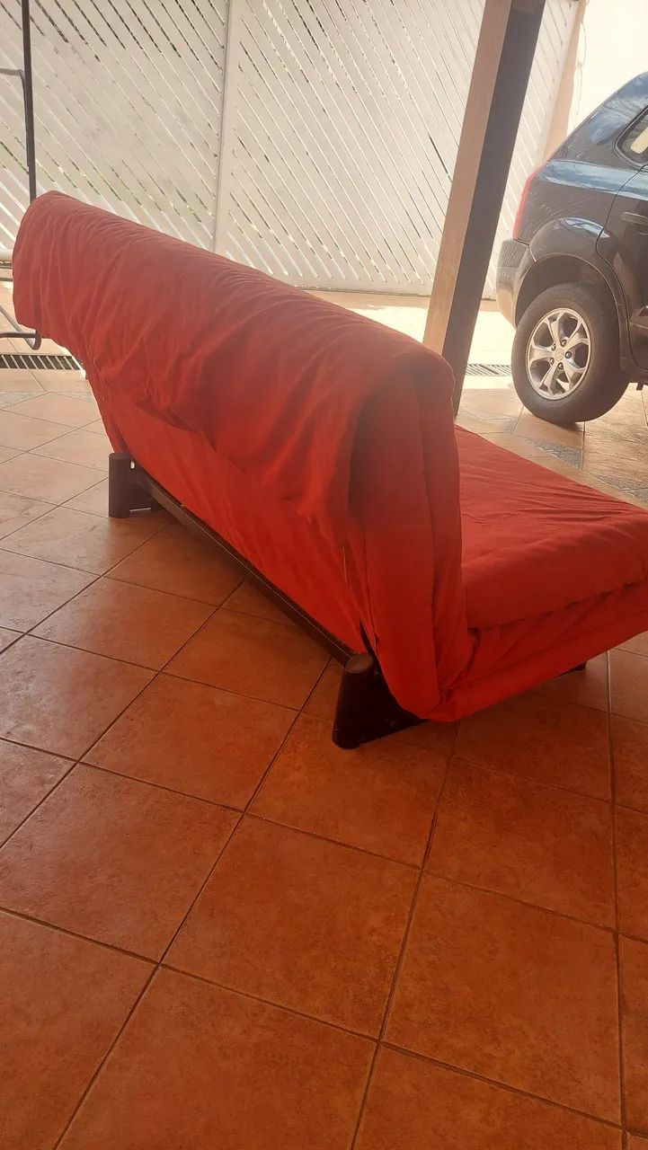 Sofá Cama Vermelho Club - Impecável - Foto 3