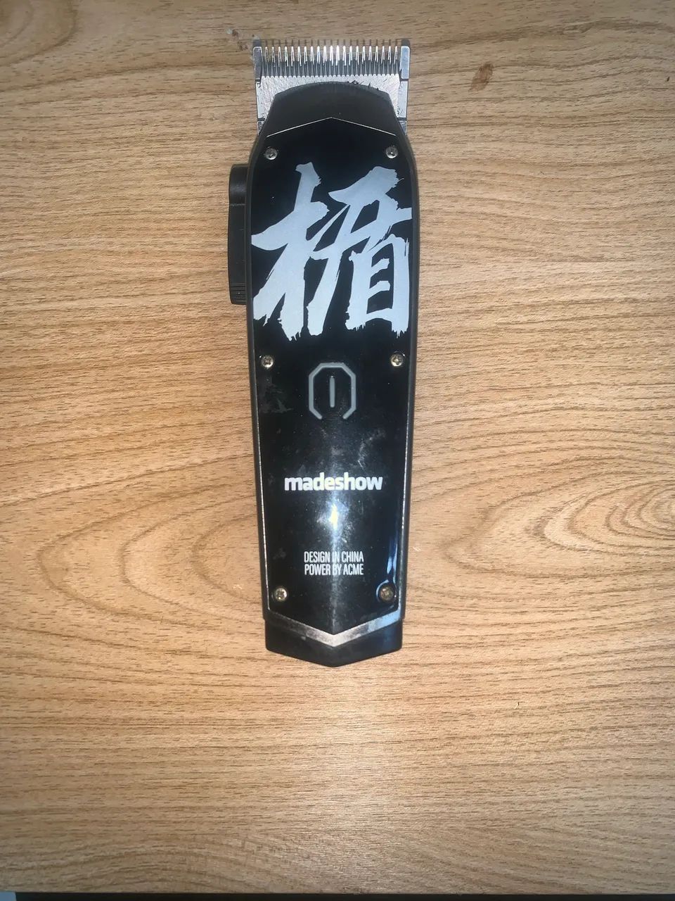 Máquina de cortar cabelo MadShow