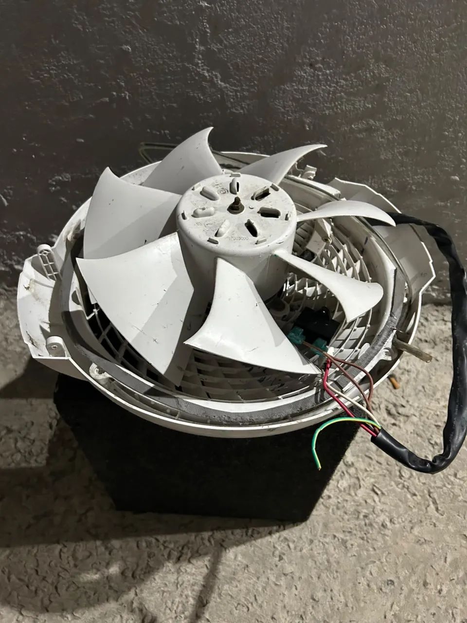 Motor Ventilador Springer 9 mil btus