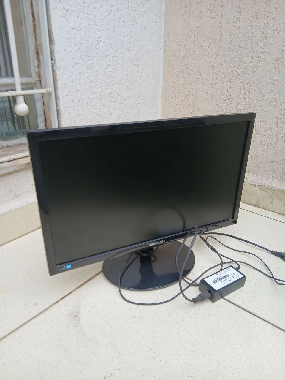 Monitor Samsung LCD com Base e Fonte Original ? Funcionando