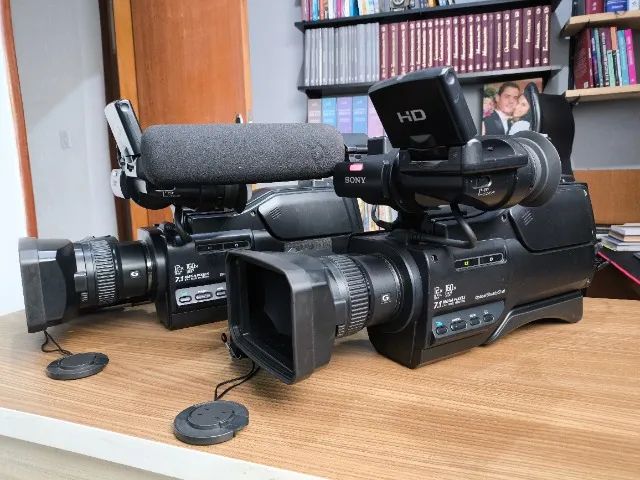 Filmadoras Sony HXR-MC2000 - (Leia a Descrição) - Câmeras e