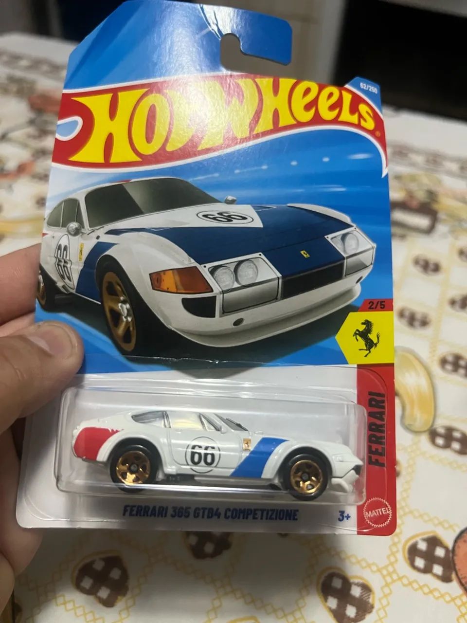 Duo de Ferraris Carrinhos hot WHEELS - Foto 2