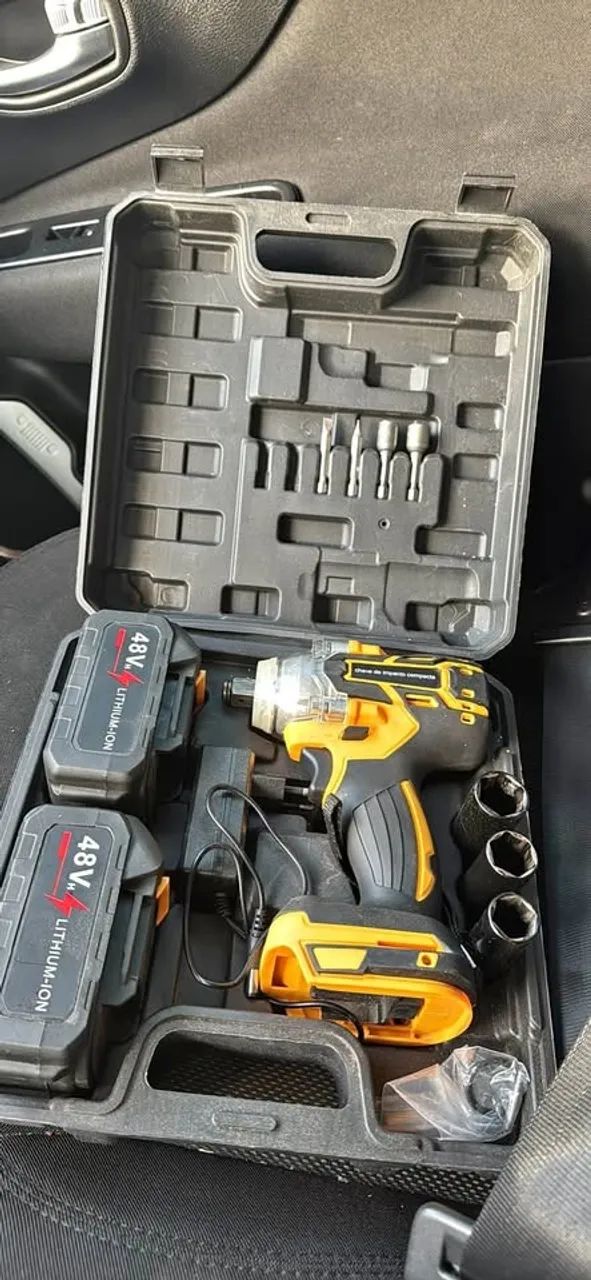 CHAVE DE IMPACTO COMPACTA duas baterias 48V - COMPLETA COM MALETA