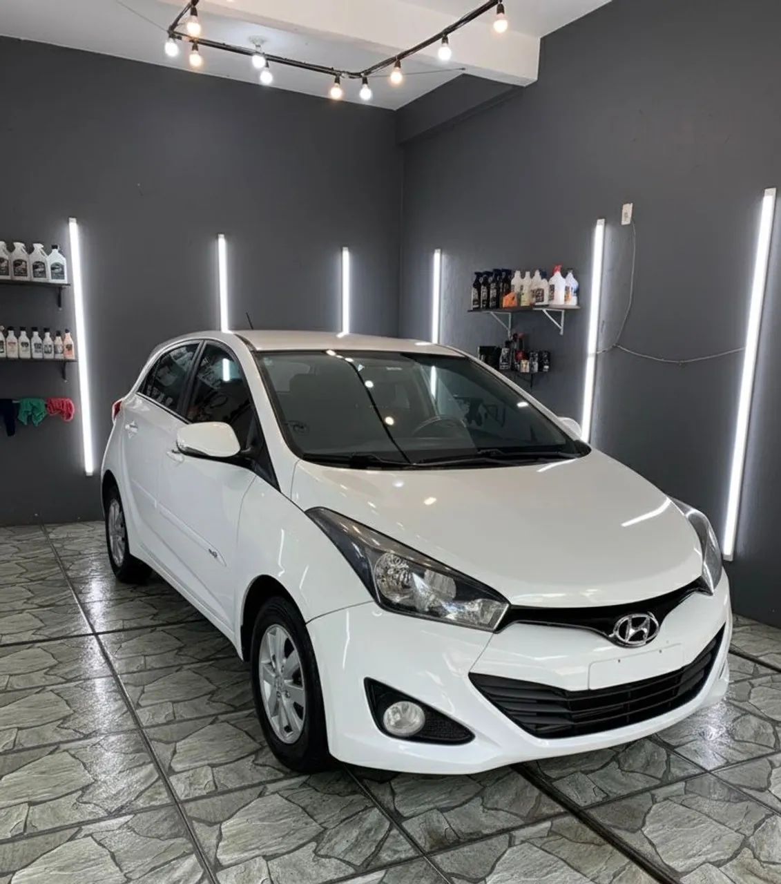 Hyundai HB20 C.style/c.plus 1.6 Flex 16V Aut. 2013