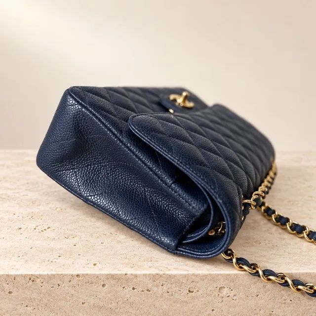 Bolsa Chanel azul em couro  - Foto 2