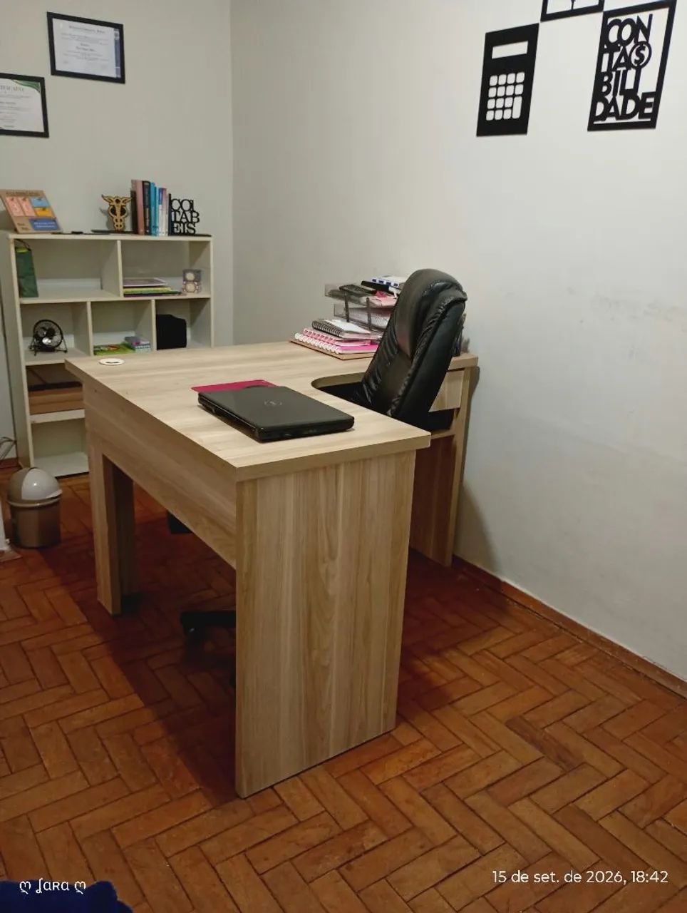 Mesa de escritório em formato de L - Foto 2