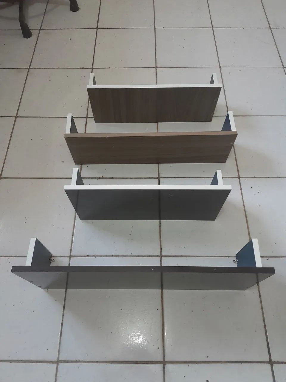 Prateleiras novas  - Foto 2
