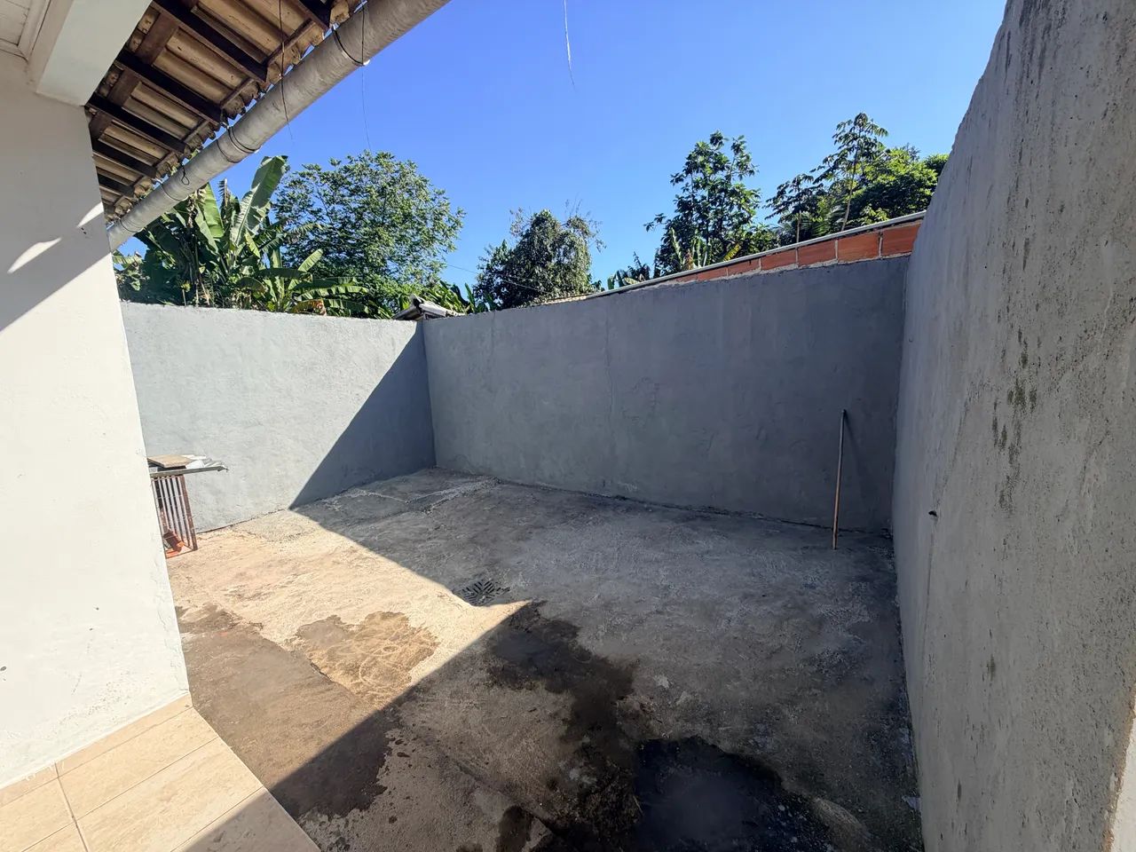 Casa independente - próxima à Praia do Anil - Foto 4
