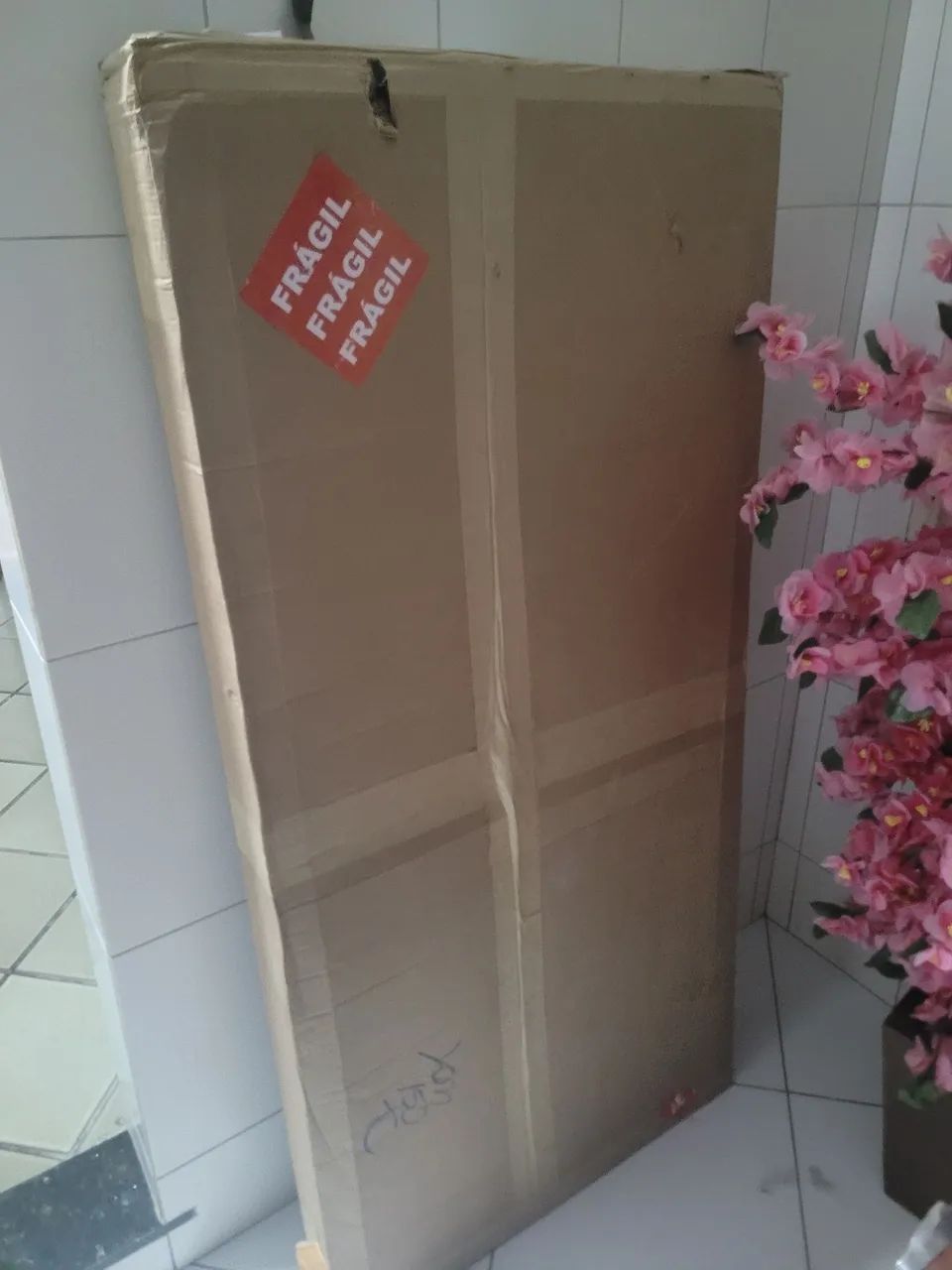 Nova na caixa, Mesa diretor YON 150cm. - Foto 5