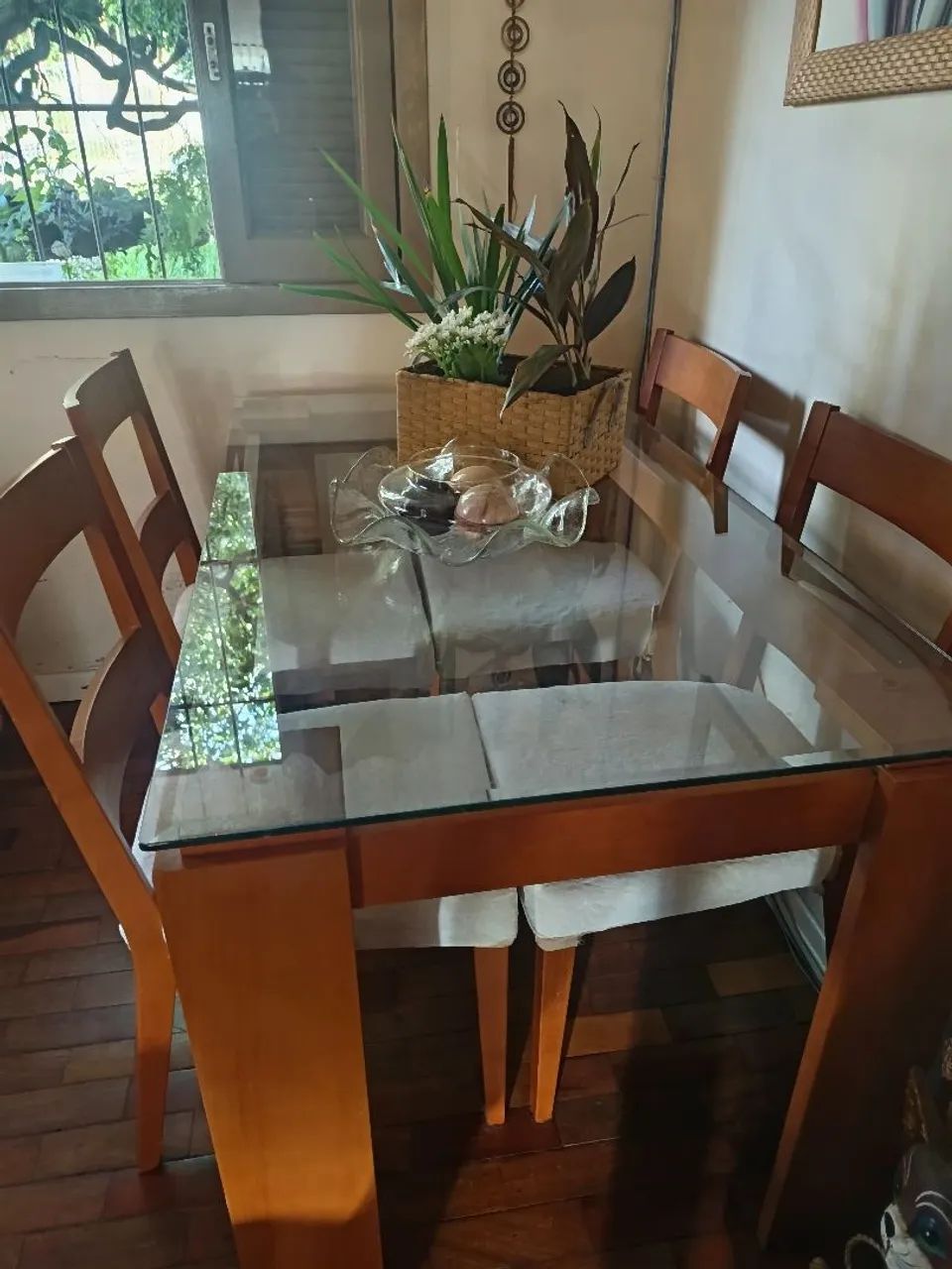 Mesa com 4 cadeiras  - Foto 2