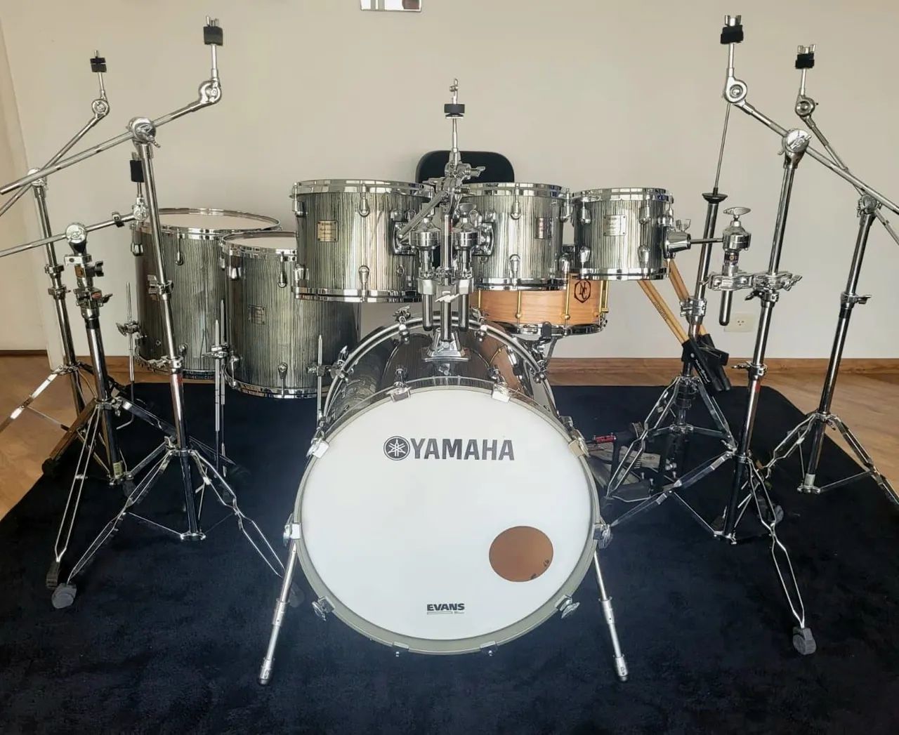 Bateria Yamaha Maple Custom Absolute 