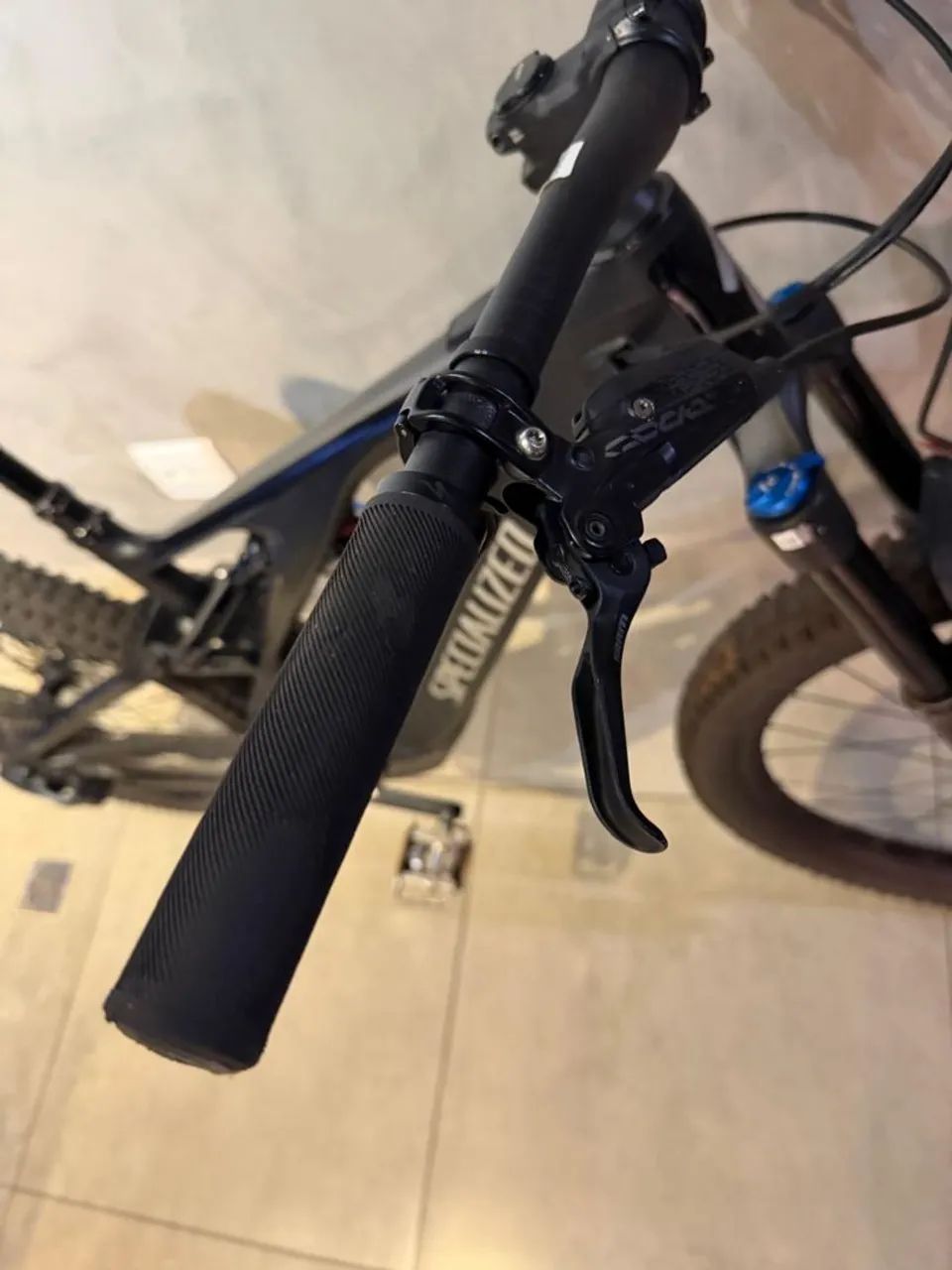 BICICLETA SPECIALIZED TURBO LEVO 3 COMP CARBON - Foto 3