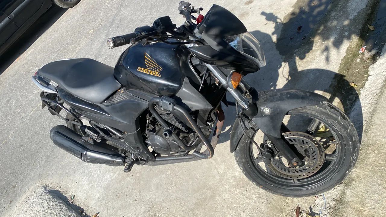 CB 300  2011  - Foto 5