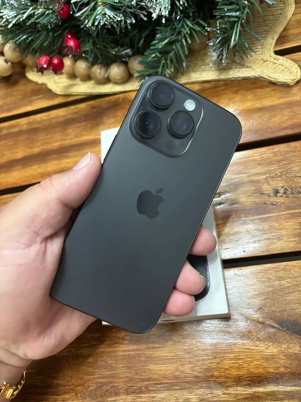 iPhone 16 pro 128 bateria 90% 11 meses de uso - Foto 2