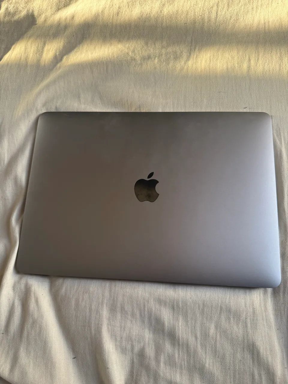 MacBook Air 13? (2020), chip Apple M1, 8 GB de RAM e SSD de 256 G - Foto 2