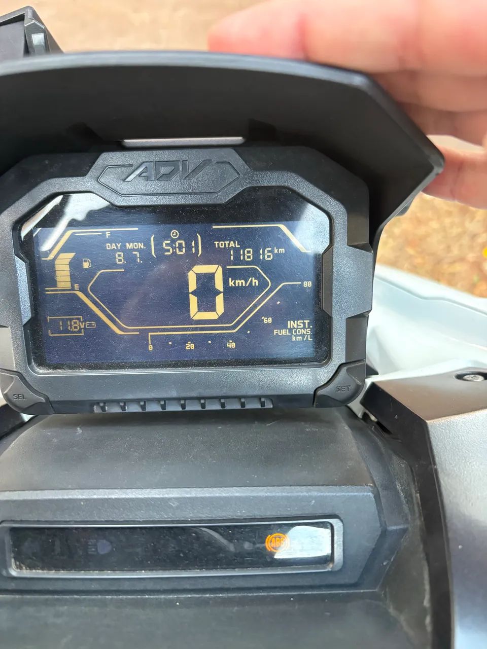 Honda ADV  - Foto 2