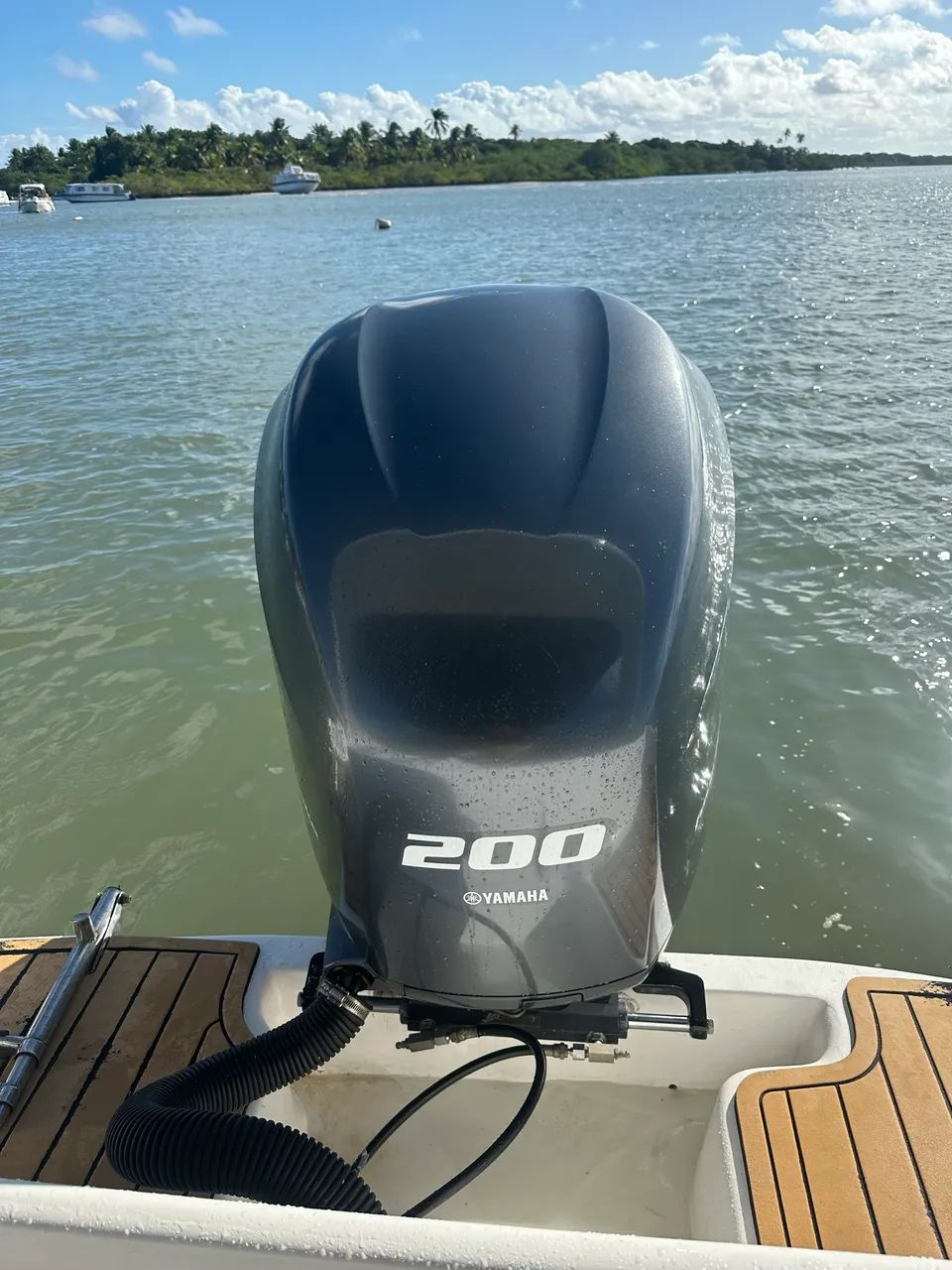 Motor de popa Yamaha 200 hp 4 tempos  - Foto 2
