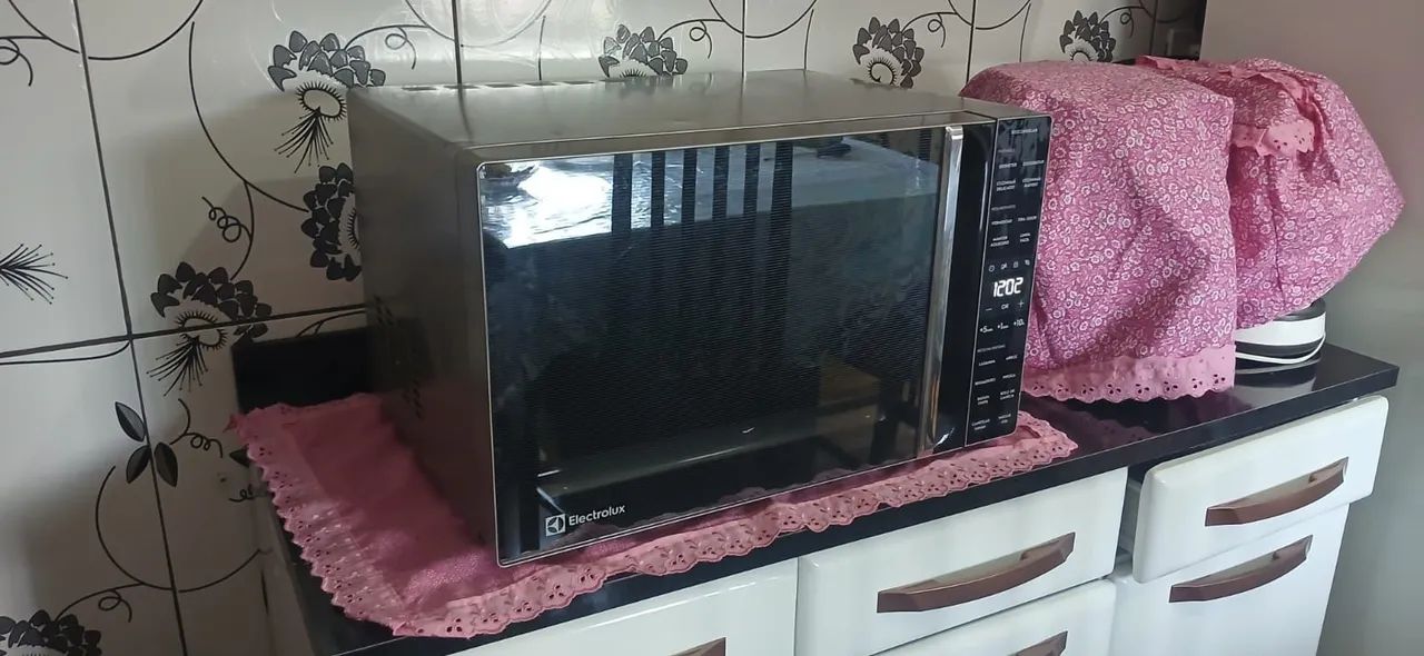 Microondas Eletrolux 36litros grande  - Foto 3