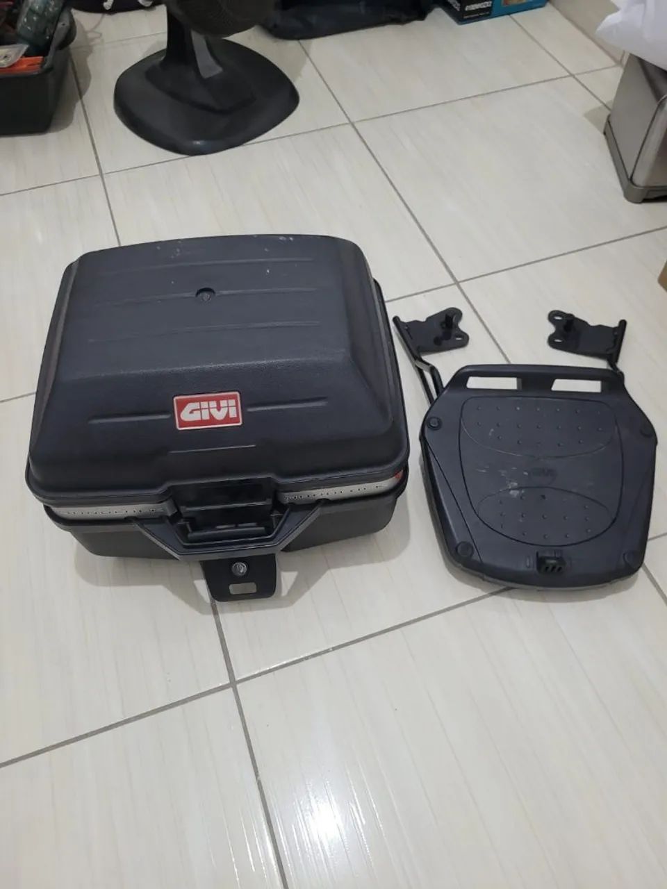 Baú: Marca givi